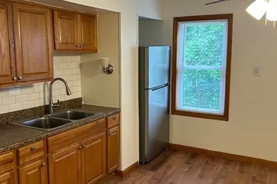 5 Thenius St #2