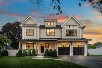 44 Westland Ave