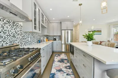 224 M Street #3