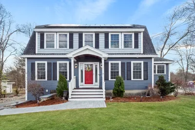 163 East St