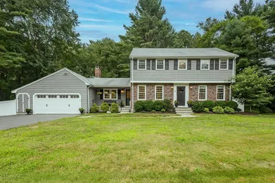 10 Cedar Lane