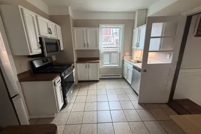 4 Barrett Ave #1 1
