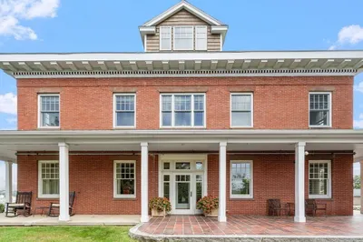 152 Water Street #1 1