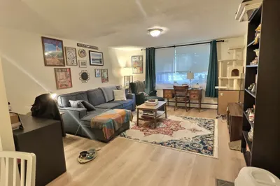 217 Kent St #5 1