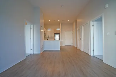 289 Walk Hill Rd #214 1