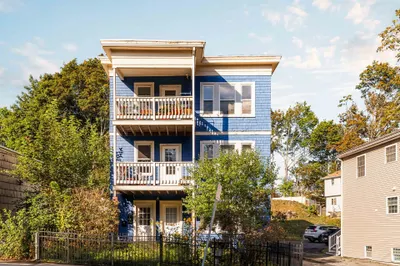 217-219 Florence Street #1 1