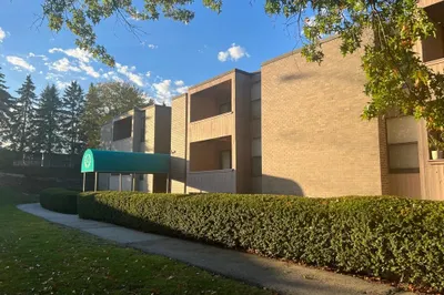 70 Shrewsbury Green Drive #G