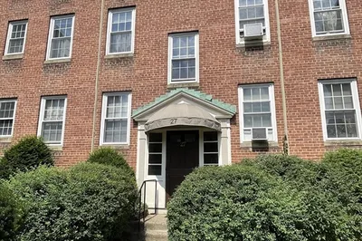 27 Englewood Avenue #3