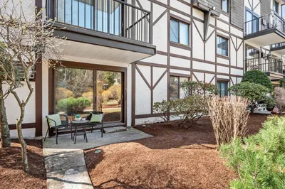 9 Broadway #110 1