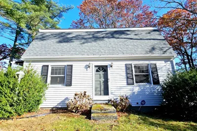 271 Plymouth Ave