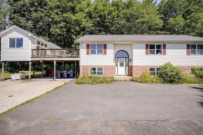 39 Valley Lane