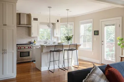 301 Huron Avenue #2