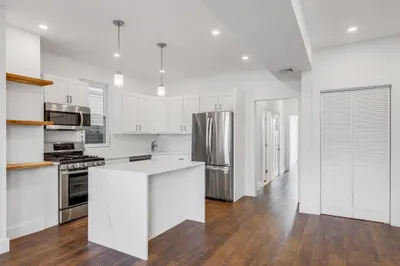 196 Bremen Street #2