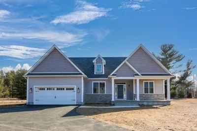13 Sawgrass Lane