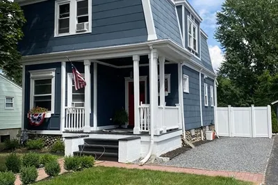 380 W Main St 1