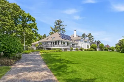 139 Fairway Dr 1