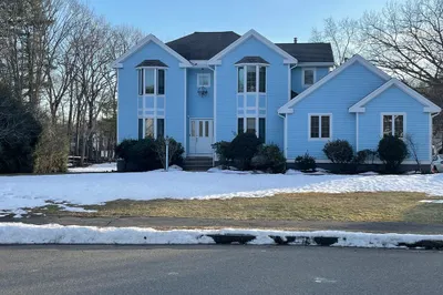 12 Heritage Ln 1