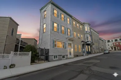 13 Knowlton Street 1
