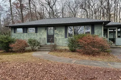 66 Milliken Ave 1