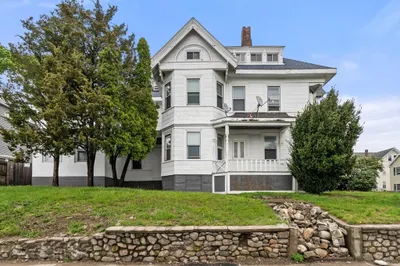 113 Green St 1