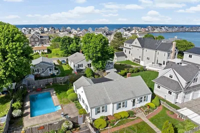 6 Damon Rd
