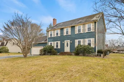77 Pioneer Cir 1