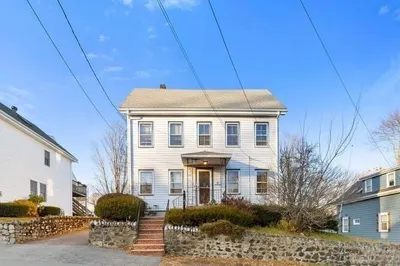 13 Highland St