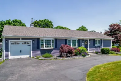 51 Maple Ave 1