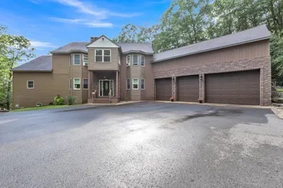 198 S. Royalston Rd 1
