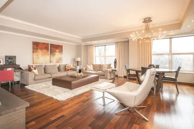300 Boylston St #5O5 1