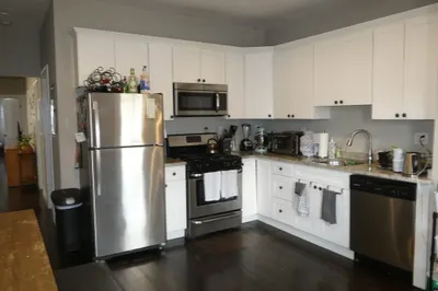 37 Condor St #3 1
