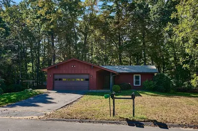 6 Kingsberry Ln 1
