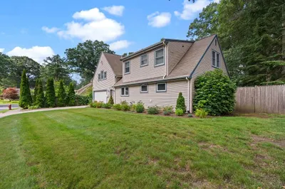 33 Curtis Road 1
