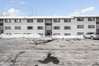 175 Willard St #9 1
