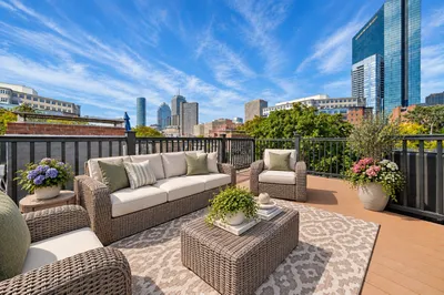 38 Lawrence Street #21 1