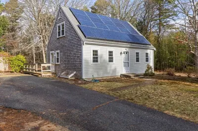 32 Willington Ave