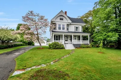 56 WaRRen Avenue #R 1