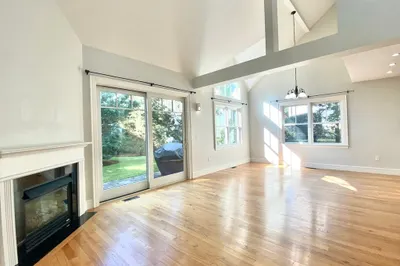 8 Courtyard Place #8 1
