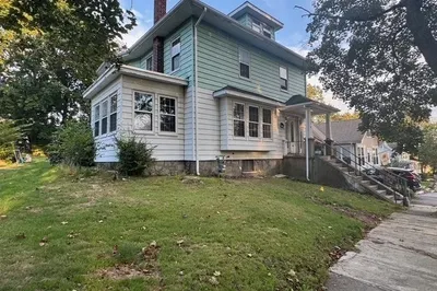 91 Standish St