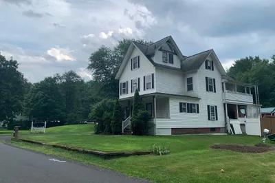 795 River Road 1
