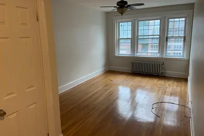 2001 Commonwealth Ave #32