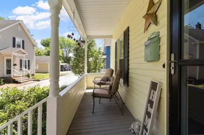 24 Bennett Pl