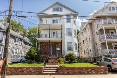 90 Bellevue Ave #1 1