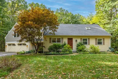 40 Richardson Rd 1