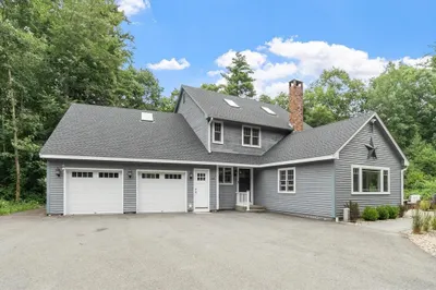 241 Reservoir Rd