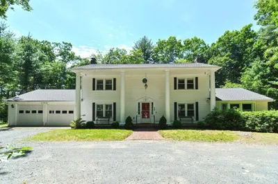 44 Park St