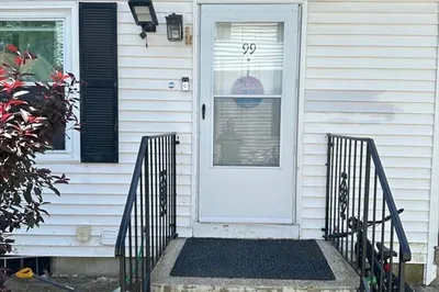 99 Beacon Ave #99