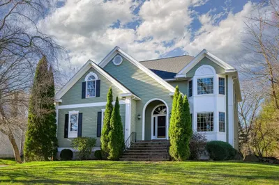 43 Edgewood Road 1