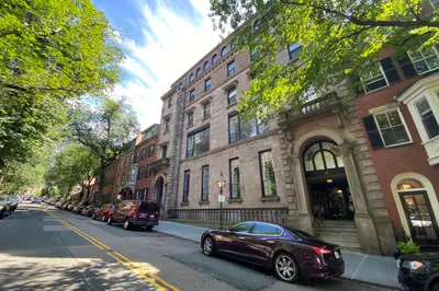 70 Mt Vernon St #3A 1