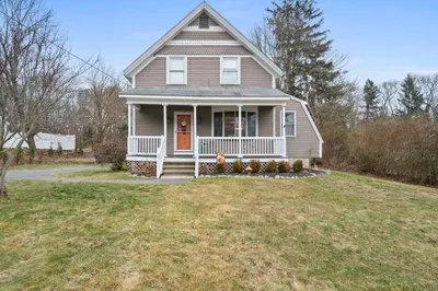 736 Dighton Ave 1